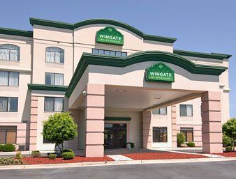 Wingate By Wyndham, Fayetteville Nc Exterior foto