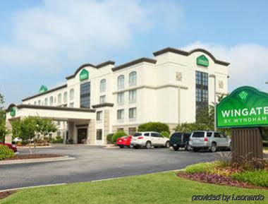 Wingate By Wyndham, Fayetteville Nc Exterior foto